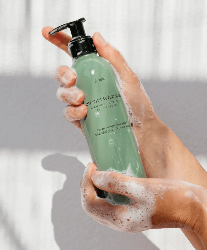 <strong>On the Wild Side</strong><br> Champú Fortificante - Imagen 2