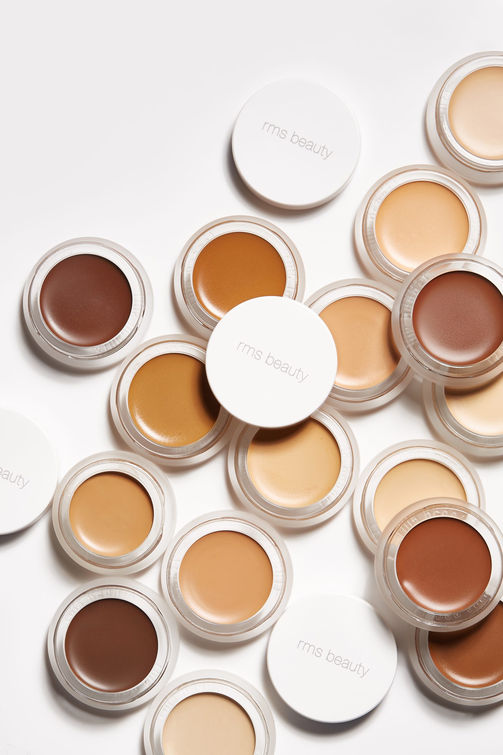 <strong>RMS Beauty</strong><br> UnCover Up Concealer - Imagen 2